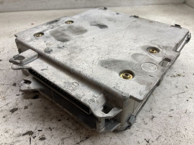 bontott BMW 5 E39 Motorvezérlő