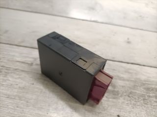 bontott BMW 5 E39 Üzemanyag Szivattyú Relé