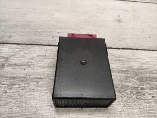 bontott BMW 5 E39 Üzemanyag Szivattyú Relé