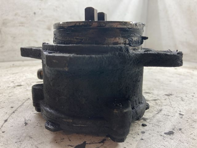 bontott BMW 5 E39 Vákumpumpa