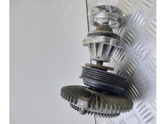 bontott BMW 5 E39 Vízpumpa