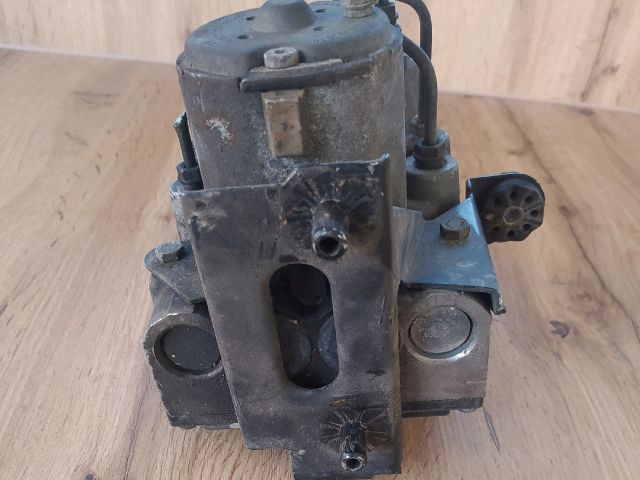 bontott BMW 5 E39 ABS Kocka