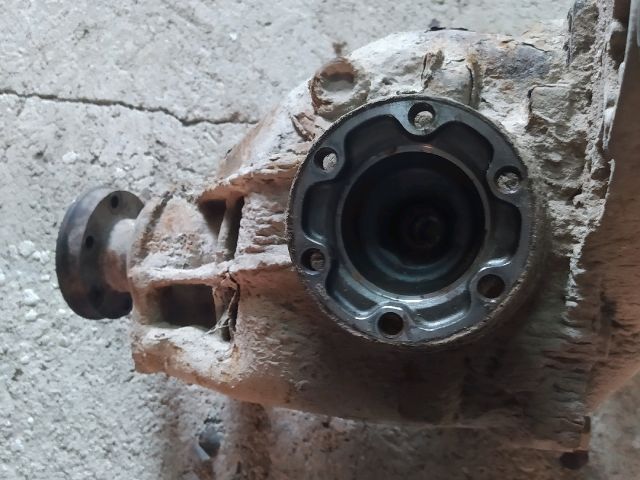 bontott BMW 5 E39 Hátsó Differenciálmű