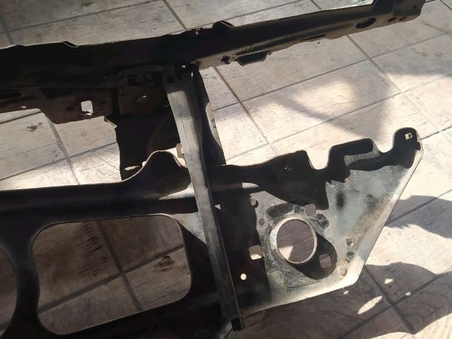 bontott BMW 5 E39 Homlokfal (Üres lemez)