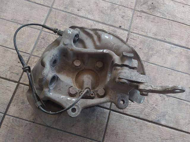 bontott BMW 5 E39 Jobb első Csonkállvány Kerékaggyal