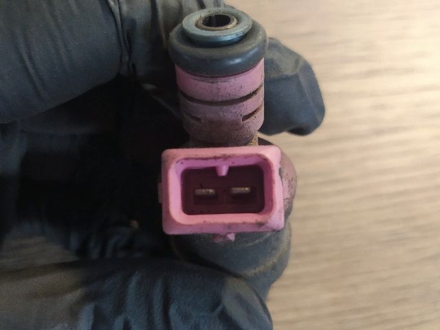 bontott BMW 5 E39 Porlasztó (1 db)