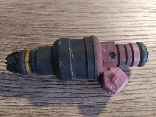 bontott BMW 5 E39 Porlasztó (1 db)