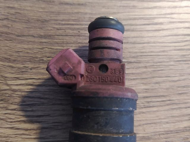 bontott BMW 5 E39 Porlasztó (1 db)