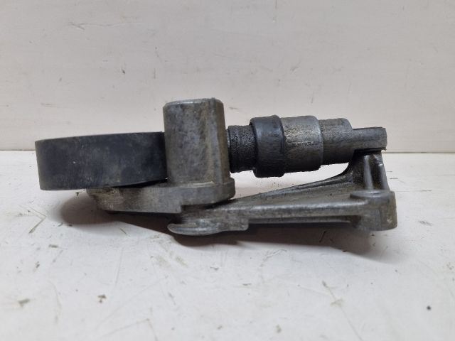 bontott BMW 5 E39 Szíjfeszítő Görgő