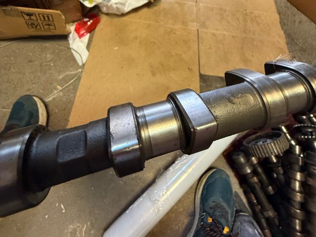 bontott BMW 5 E39 Szívó Vezérműtengely