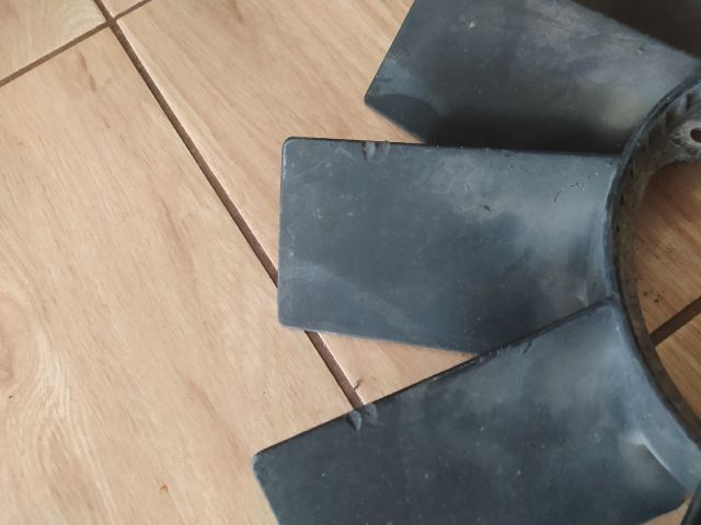 bontott BMW 5 E39 Viszkókuplung