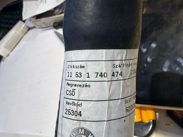 bontott BMW 5 E39 Vízcső