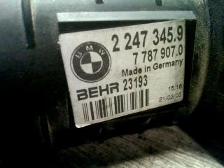 bontott BMW 5 E39 Vízhűtő Radiátor (Klímás)