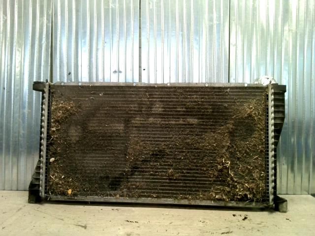 bontott BMW 5 E39 Vízhűtő Radiátor (Klímás)