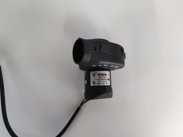 bontott BMW 5 E39 Biztosítéktábla Hűtő