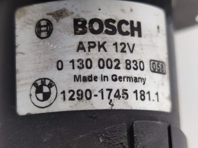 bontott BMW 5 E39 Biztosítéktábla Hűtő