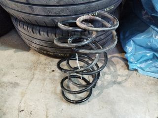 bontott BMW 5 E39 Első Rugó Pár