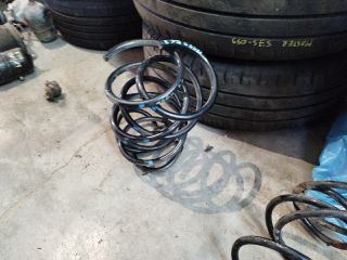 bontott BMW 5 E39 Első Rugó Pár