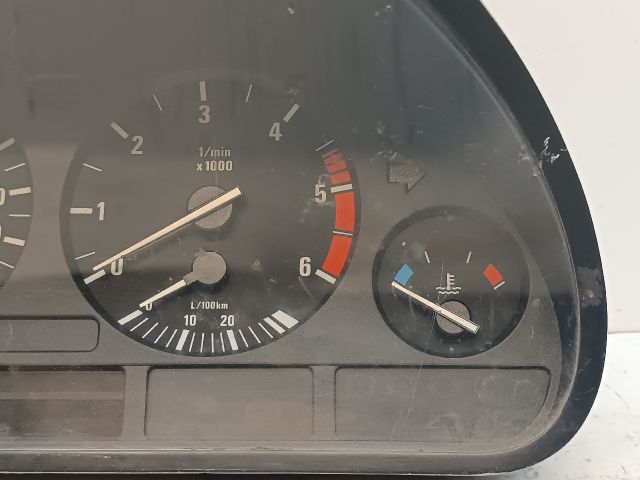 bontott BMW 5 E39 Kilométeróra