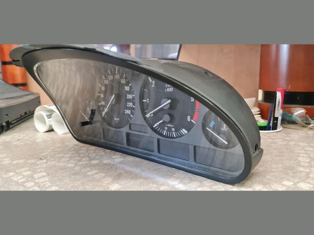 bontott BMW 5 E39 Kilométeróra