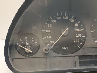 bontott BMW 5 E39 Kilométeróra