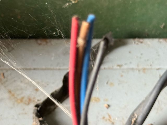 bontott BMW 5 E39 Klíma Relé