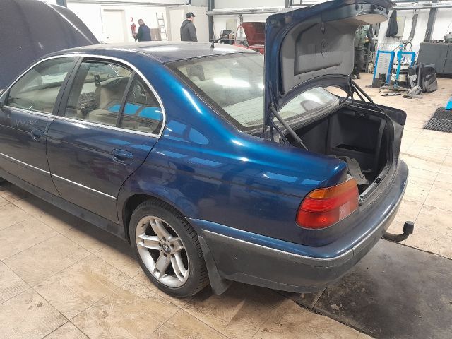 bontott BMW 5 E39 Motor Tartó Bak Jobb