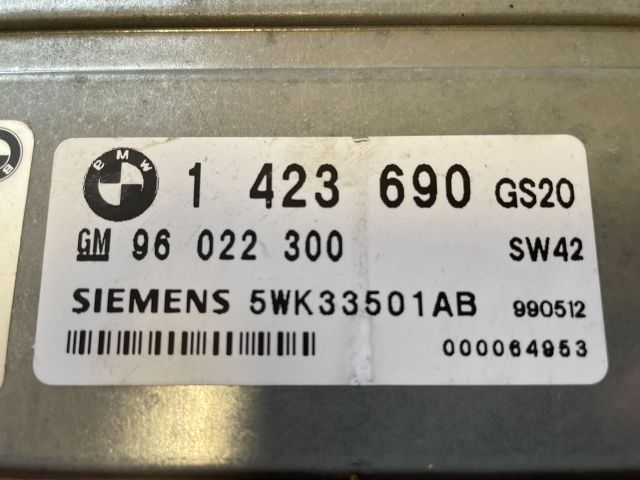 bontott BMW 5 E39 Motorvezérlő