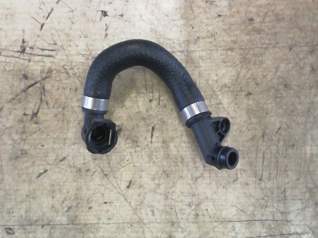 bontott BMW 5 E39 Olajhűtő Cső