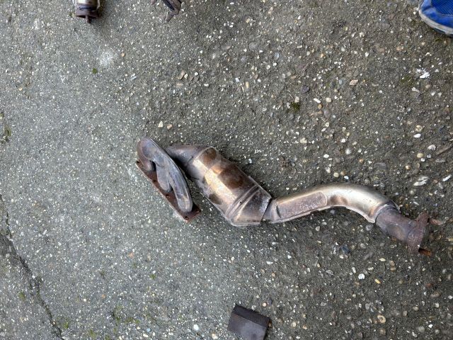 bontott BMW 5 E39 Katalizátor