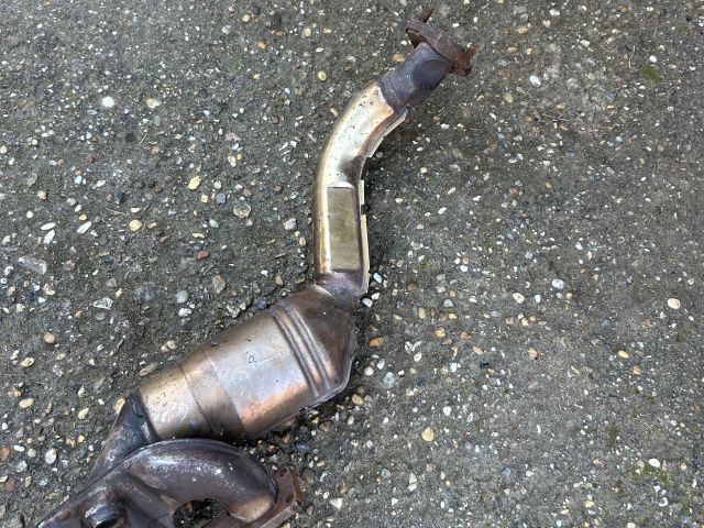 bontott BMW 5 E39 Katalizátor