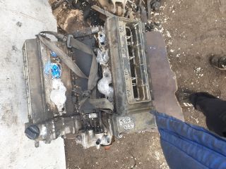 bontott BMW 5 E39 Motor (Fűzött blokk hengerfejjel)