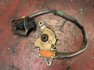 bontott BMW 5 E39 Automata Váltó Elektronika