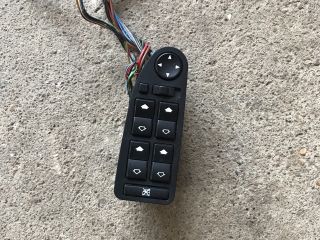 bontott BMW 5 E39 Ablakemelő és Tükör Kapcsoló