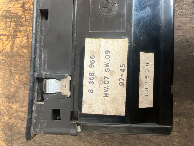 bontott BMW 5 E39 Ablakemelő Kapcsoló Négyes / Kettes