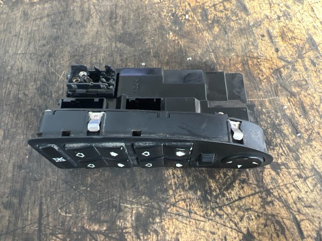 bontott BMW 5 E39 Ablakemelő Kapcsoló Négyes / Kettes