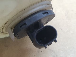 bontott BMW 5 E39 Ablakmosó Tartály