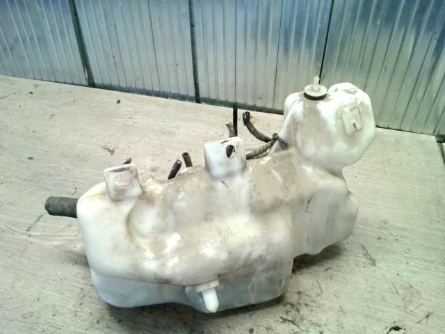 bontott BMW 5 E39 Ablakmosó Tartály