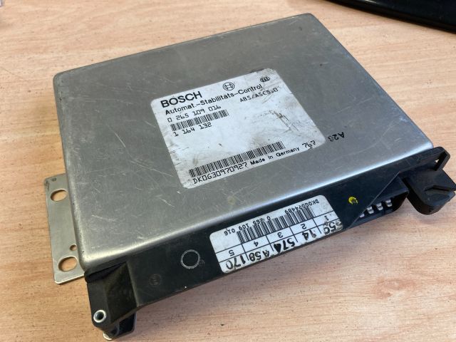 bontott BMW 5 E39 ABS Elektronika