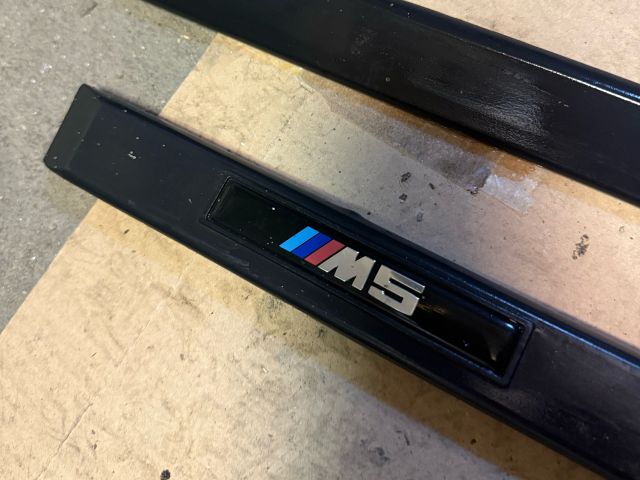 bontott BMW 5 E39 Ajtó Díszléc Szett