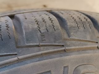 bontott BMW 5 E39 Alufelni Gumival (1 db)