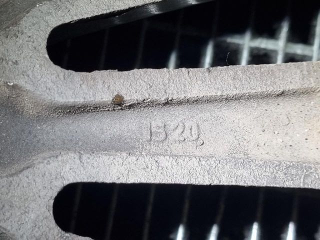 bontott BMW 5 E39 Alufelni Szett