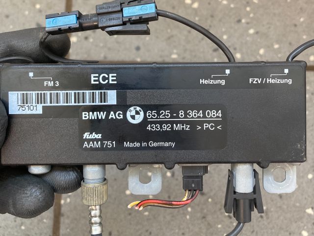 bontott BMW 5 E39 Antenna Erősítő