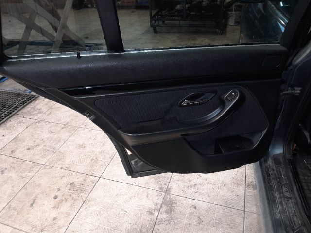 bontott BMW 5 E39 Bal B Oszlop Burkolat