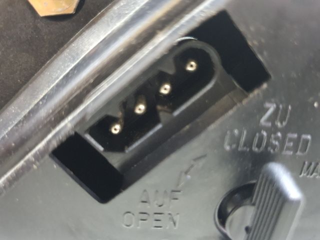 bontott BMW 5 E39 Bal Belső Hátsó Lámpa