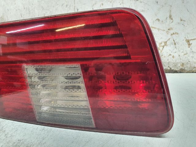 bontott BMW 5 E39 Bal Belső Hátsó Lámpa