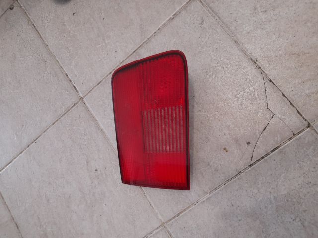 bontott BMW 5 E39 Bal Belső Hátsó Lámpa