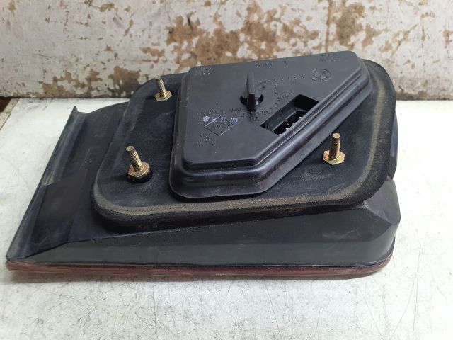 bontott BMW 5 E39 Bal Belső Hátsó Lámpa