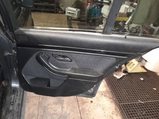 bontott BMW 5 E39 Bal D Oszlop Burkolat