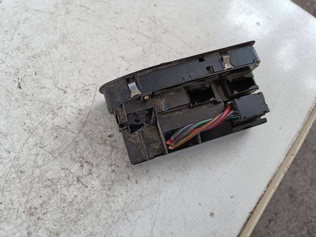 bontott BMW 5 E39 Bal első Ablakemelő Kapcsoló